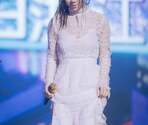 邓紫棋最新爆料,揭秘她的音乐之路与情感历程 第1张 邓紫棋最新爆料,揭秘她的音乐之路与情感历程 第1张